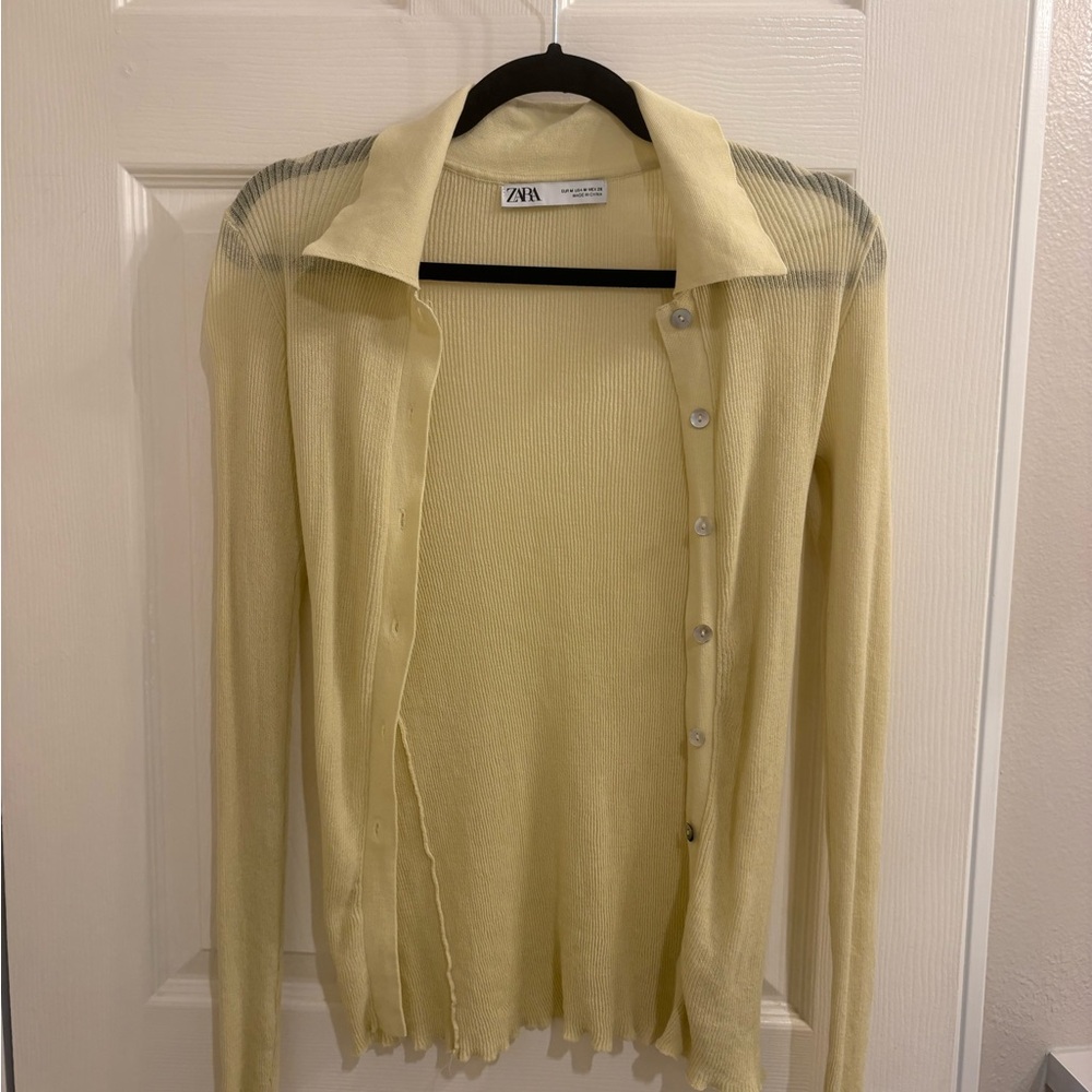 Zara Light Yellow Button-Up Cardigan